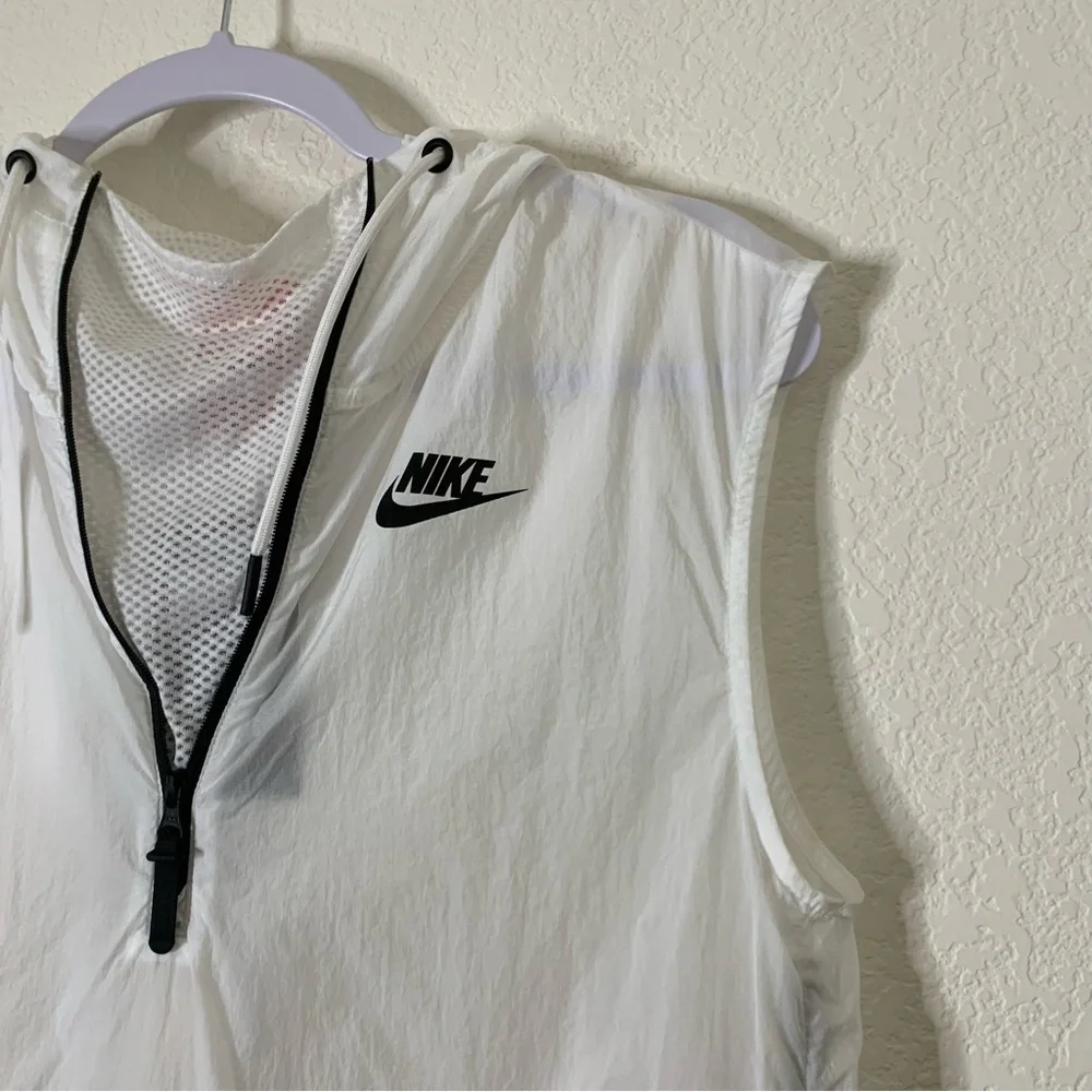 Nike Sportswear Tech Hypermesh Sleeveless Hooded Women's Vest white S NWT - Picture 4 of 13